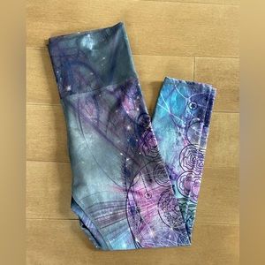 Evolution and Creation yoga pants